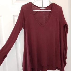 V neck burgundy top